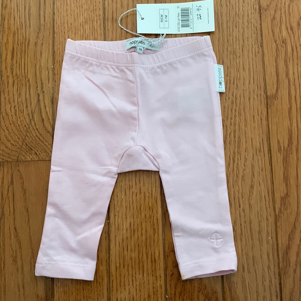 NWT NB (size 50) Noppies leggings